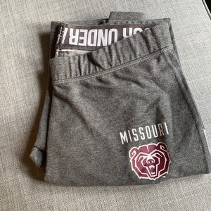 Like new. Only worn a couple times.